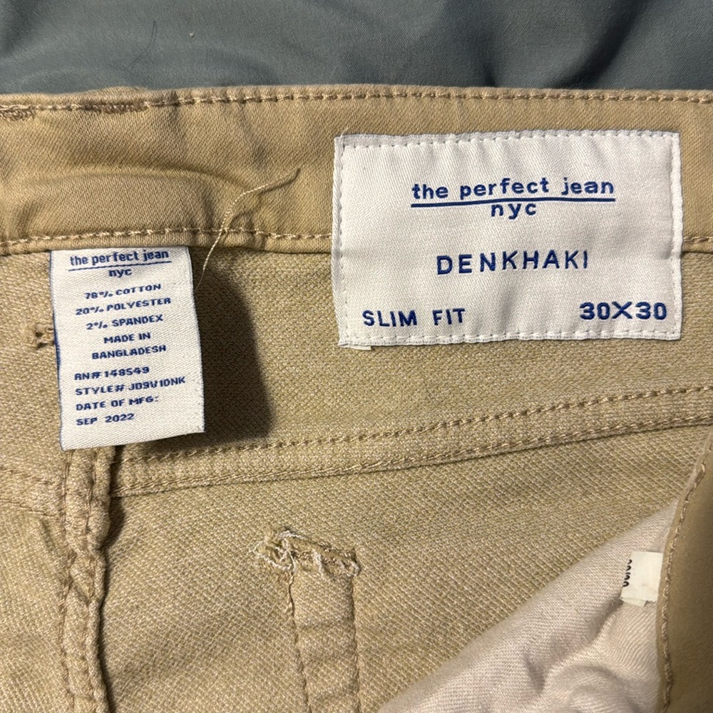Men’s Khakis - Picture 6 of 11